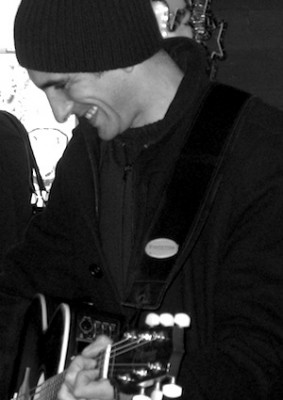 Farid, professeur de Guitare , Eveil Musical à Lille